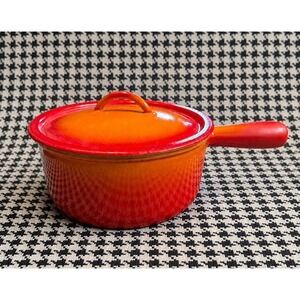 Vintage Descoware Flame Ombre Orange Enameled Cast Iron Saucepan w/ Lid FE 18